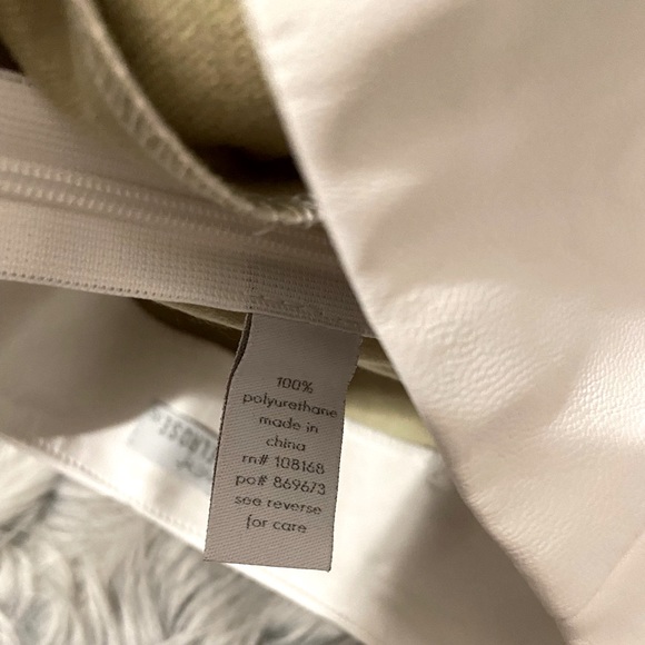 NWOT Leather Pleated Mini - Picture 5 of 5